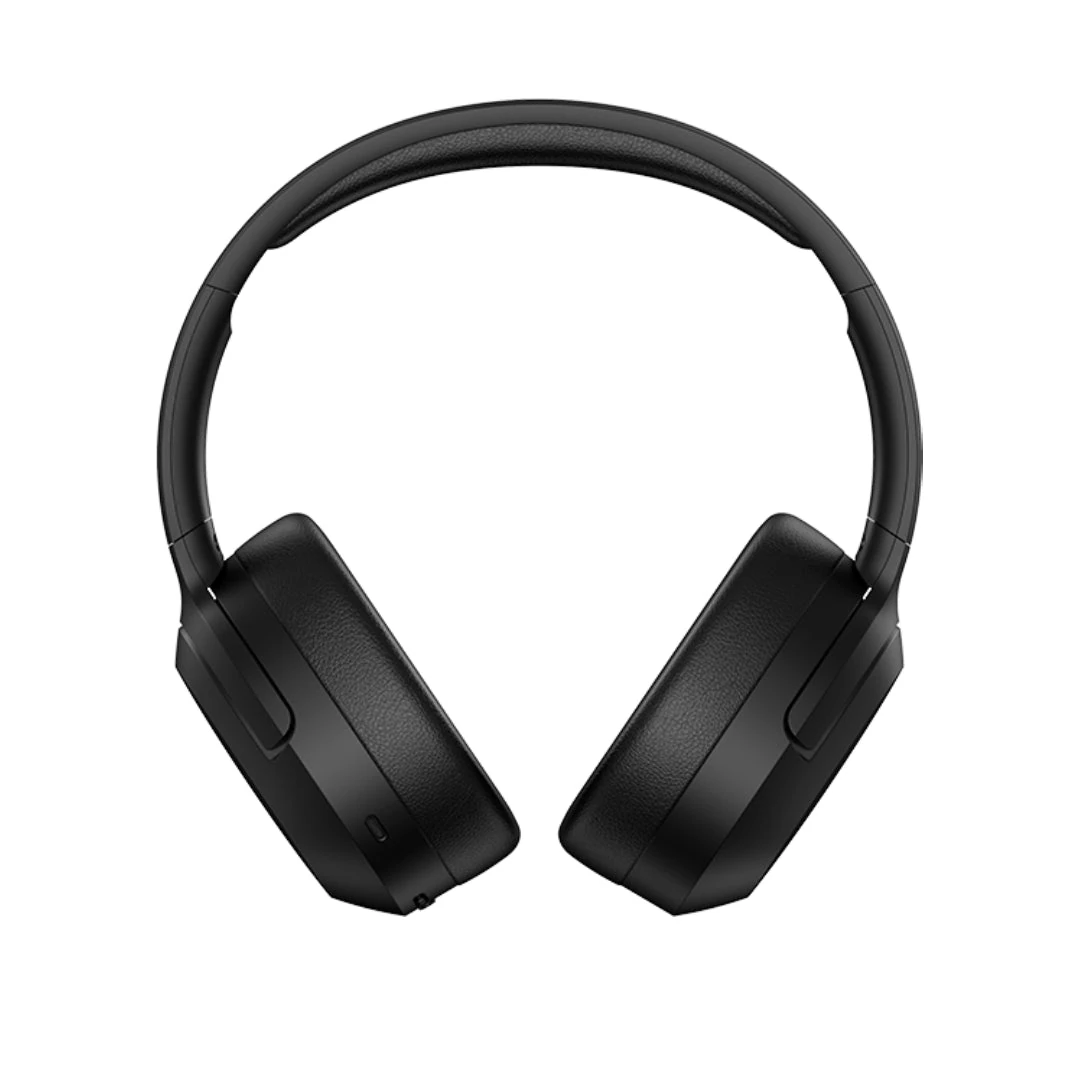 Audífono Bluetooth Edifier W820NB Plus en color negro visto desde el frente, con diseño acolchado y diadema ajustable para mayor comodidad.