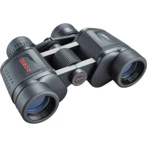 Binocular Tasco 7x35 con lentes azulados antirreflejo y diseño compacto ideal para observación al aire libre.